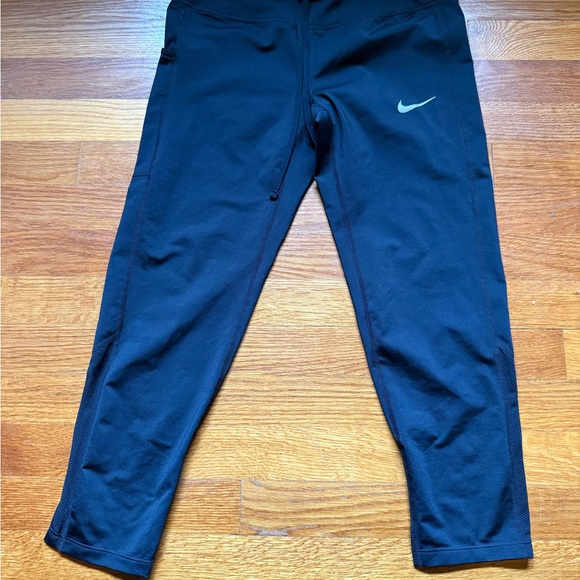 Nike Womens Small Black Tights - Picture 1 of 3